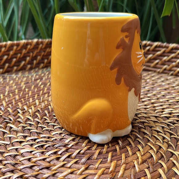 tag Lion Mug - Picture 6 of 15